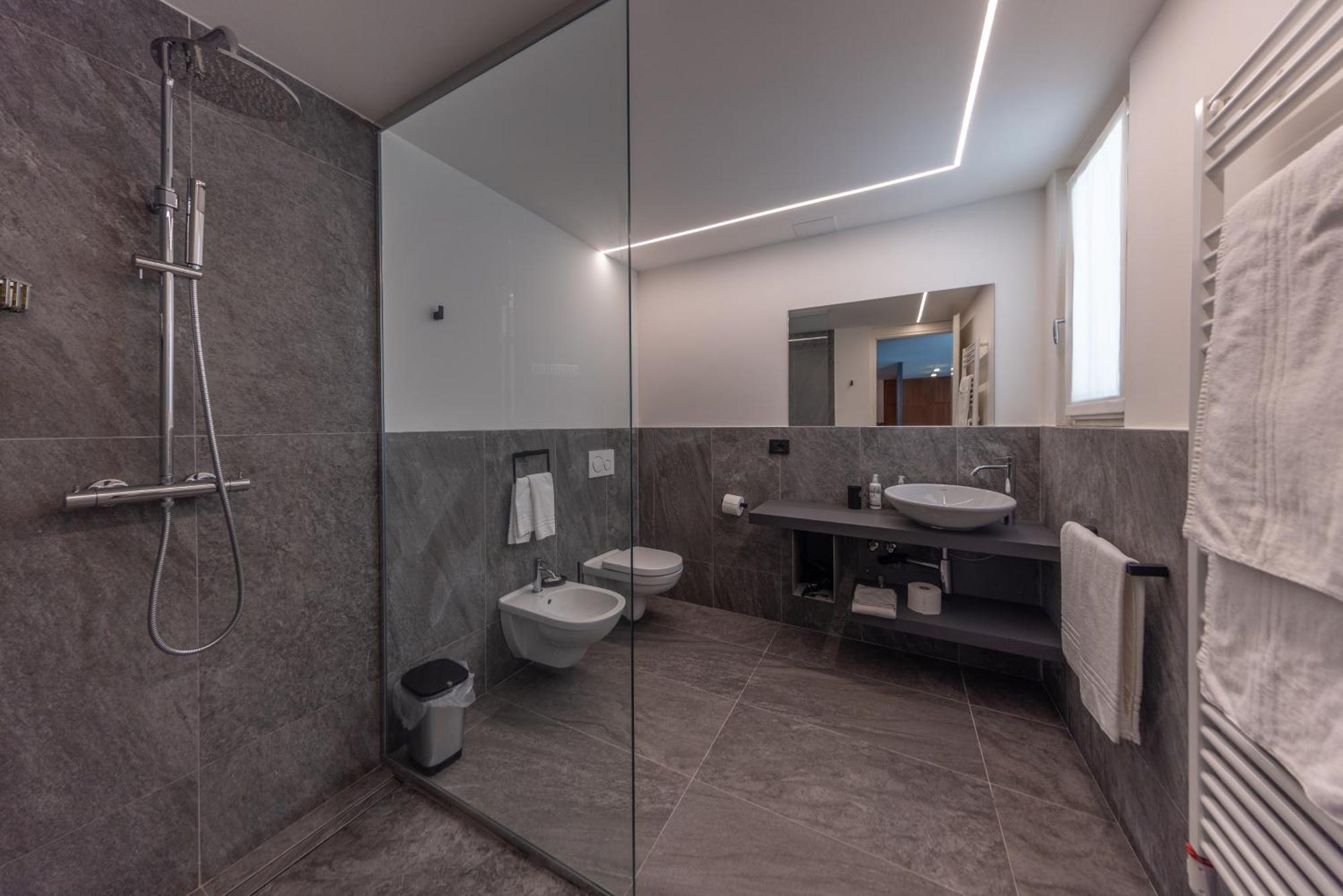 La Barchessa Loft & Rooms - Free Parking Trient Exterior foto