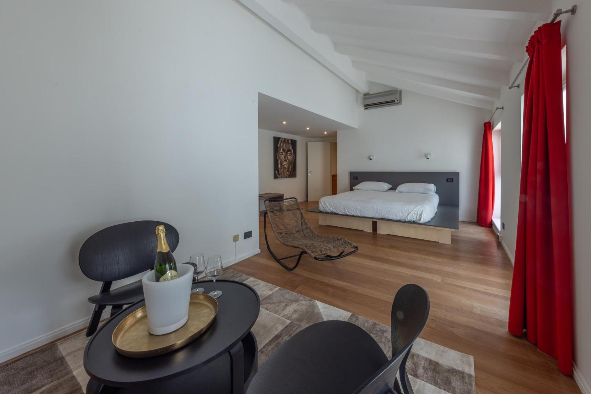 La Barchessa Loft & Rooms - Free Parking Trient Exterior foto